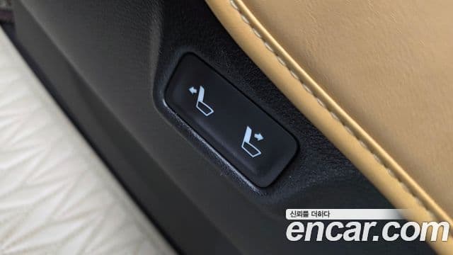 Kia Carnival 2023 — Фото 19/20
