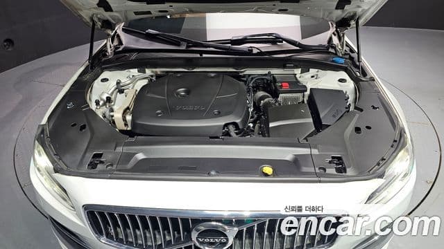 Volvo S90 2018 — Şəkil 6/20