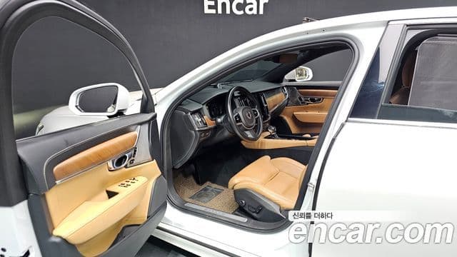 Volvo S90 2018 — Şəkil 10/20