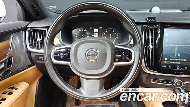 Volvo S90 2018 — Şəkil 14/20