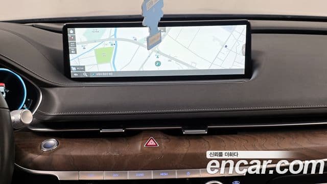 Genesis Electrified G80 2022 — Şəkil 14/20