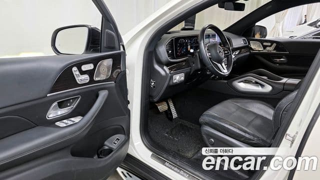 Mercedes-Benz GLE-Class 2022 — ფოტო 10/20