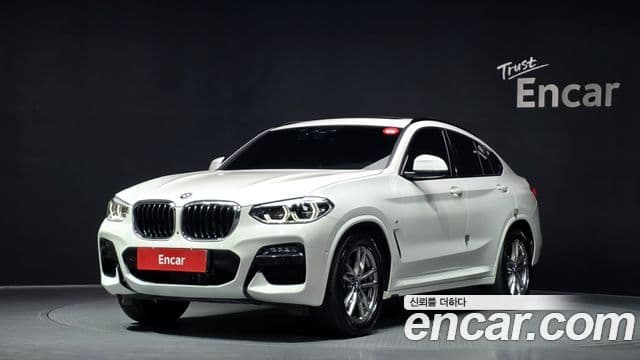BMW X4 2021 — Photo 17/20