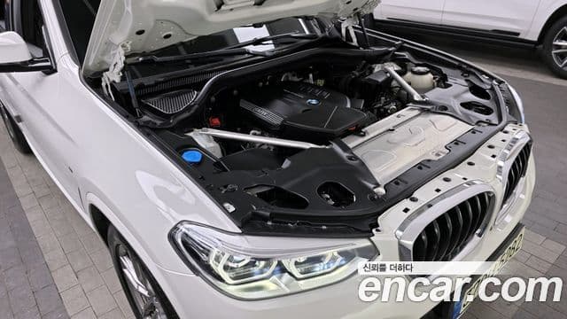 BMW X4 2021 — Photo 19/20