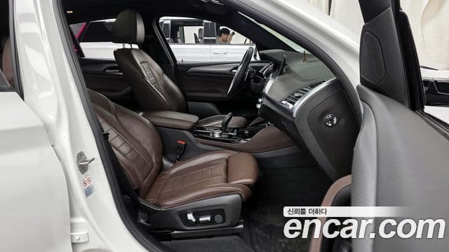 BMW X4 2021 — Photo 6/20