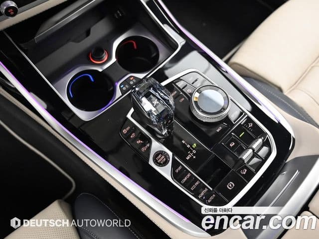 BMW X7 2022 — ფოტო 4/20