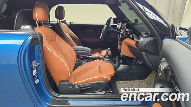 Mini Cooper S Convertible 2024 — ფოტო 10/20