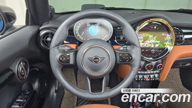 Mini Cooper S Convertible 2024 — ფოტო 12/20