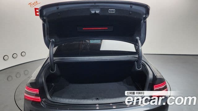 Genesis Electrified G80 2020 — Şəkil 20/20