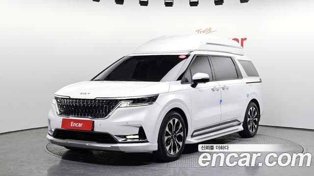 Kia Carnival 2021 — ფოტო 1/20