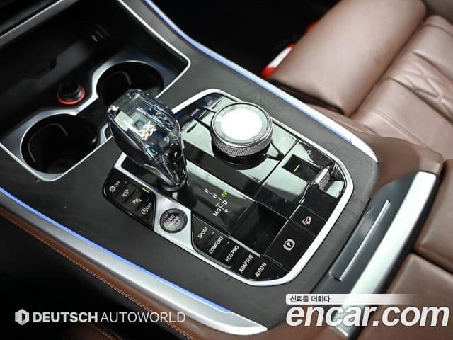 BMW X7 2020 — ფოტო 7/20