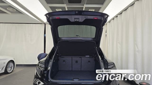 Porsche Macan EV 2025 — Photo 3/20