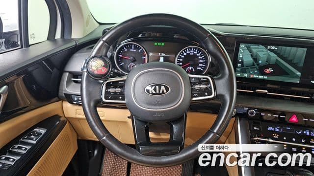Kia Carnival 2021 — Фото 13/20