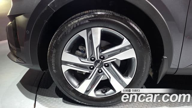 Kia Sorento 2022 — ფოტო 5/20