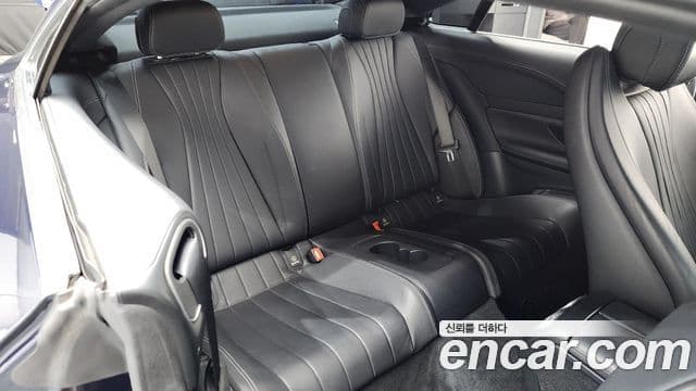 Mercedes-Benz E-Class 2018 — ფოტო 12/20
