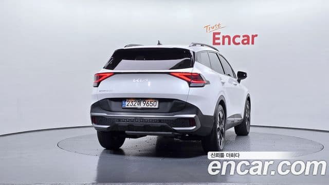 Kia Sportage 2021 — ფოტო 4/20