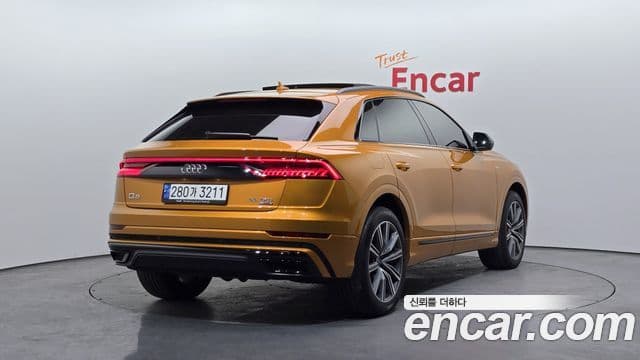 Audi Q7 2021 — Şəkil 2/20