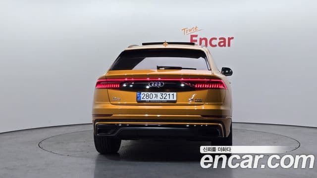 Audi Q7 2021 — Şəkil 4/20