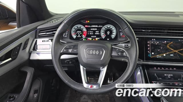Audi Q7 2021 — Şəkil 13/20