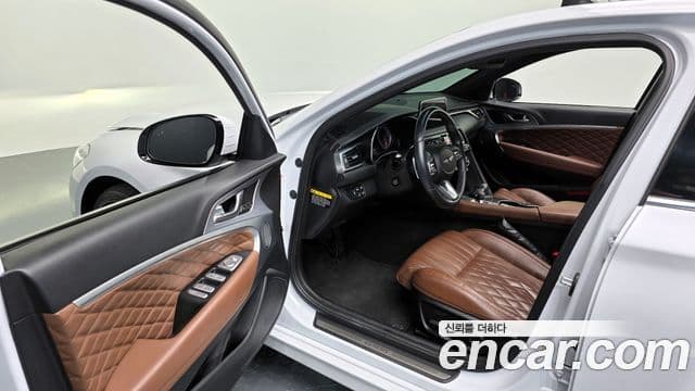 Genesis G70 2019 — ფოტო 11/20