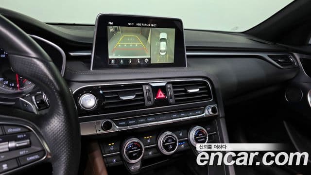 Genesis G70 2019 — ფოტო 15/20