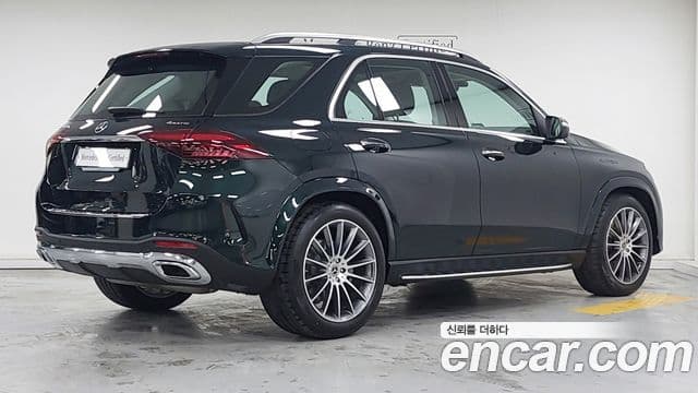 Mercedes-Benz GLE-Class 2025 — Şəkil 1/17