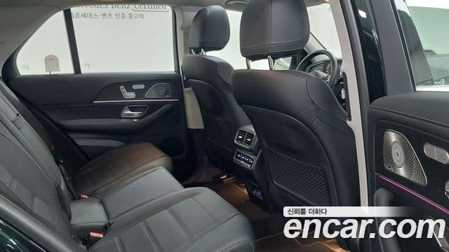 Mercedes-Benz GLE-Class 2025 — Şəkil 8/17