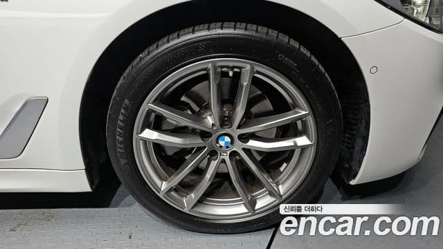 BMW 5 Series 2020 — Şəkil 5/20