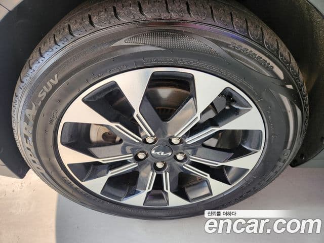 Kia Carnival 2022 — фото 20 из 20