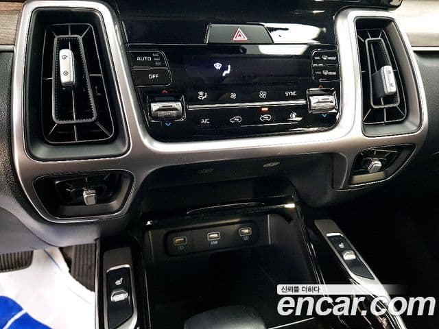 Kia Sorento 2021 — Şəkil 12/20