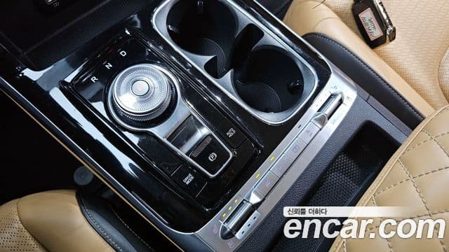 Kia Carnival 2020 — Photo 15/20