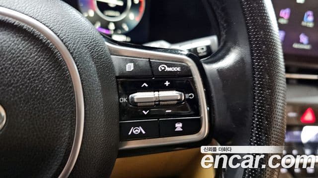 Kia Carnival 2020 — Photo 17/20