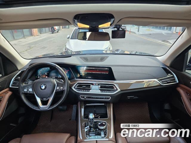BMW X5 2022 — Photo 8/20