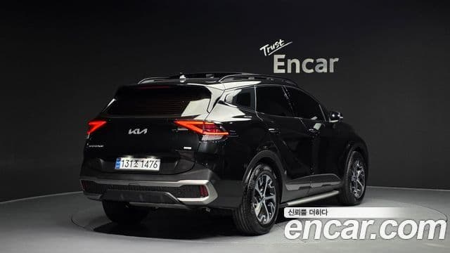 Kia Sportage 2022 — Фото 2/20