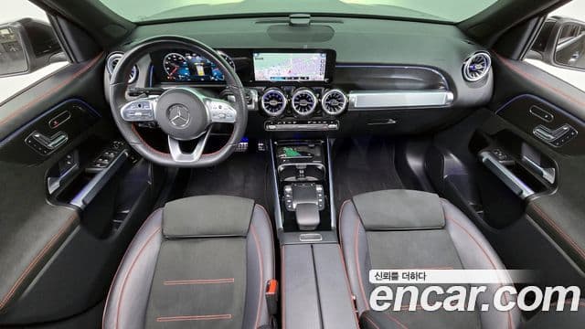 Mercedes-Benz GLB-Class 2023 — ფოტო 7/20