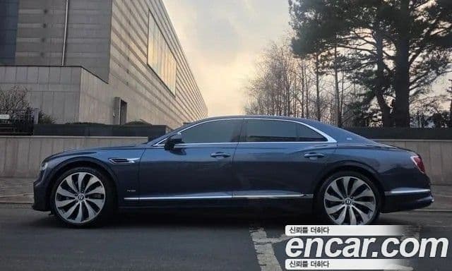 Bentley Flying Spur 2020 — Şəkil 6/7