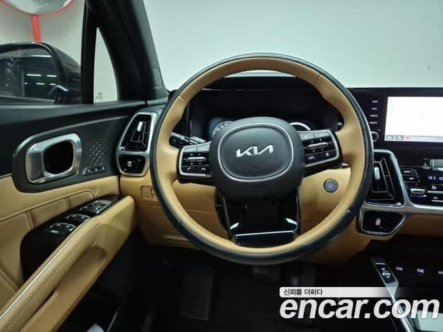 Kia Sorento 2023 — ფოტო 8/20