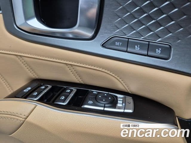 Kia Sorento 2023 — Şəkil 17/20