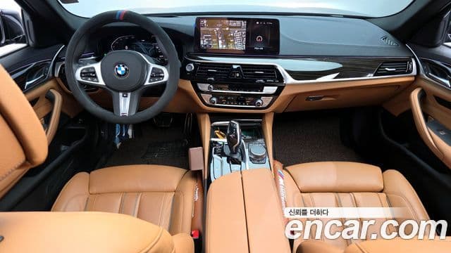 BMW 5 Series 2020 — ფოტო 7/20