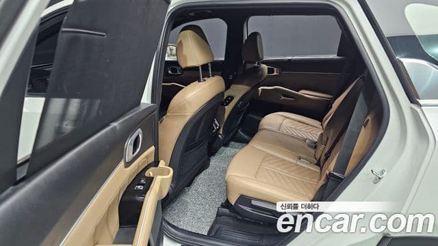 Kia Sorento 2024 — Şəkil 12/20