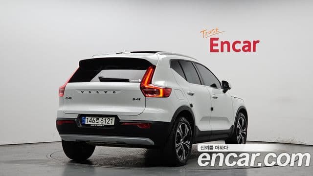 Volvo XC40 2021 — Şəkil 2/20