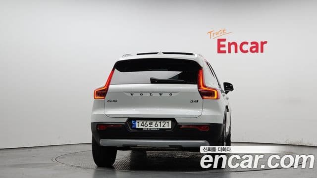 Volvo XC40 2021 — Şəkil 4/20