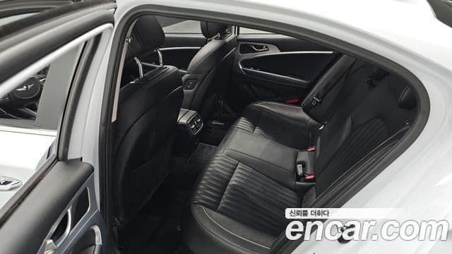 Genesis G70 2018 — Şəkil 12/20