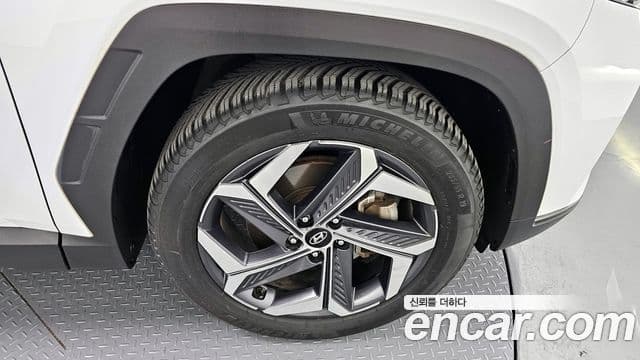 Hyundai The New Tucson 2022 — Фото 5/20