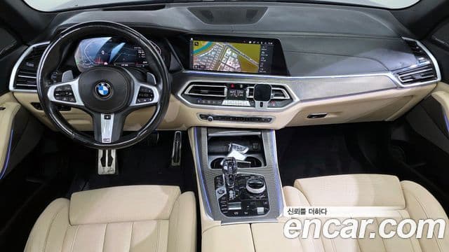 BMW X5 2021 — Photo 12/20