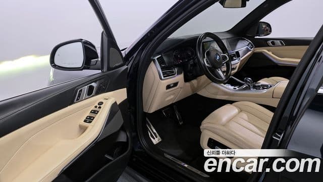 BMW X5 2021 — Photo 20/20