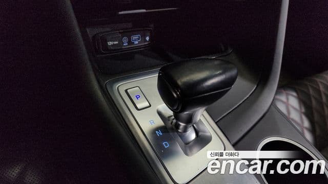 Genesis G70 2018 — ფოტო 9/20
