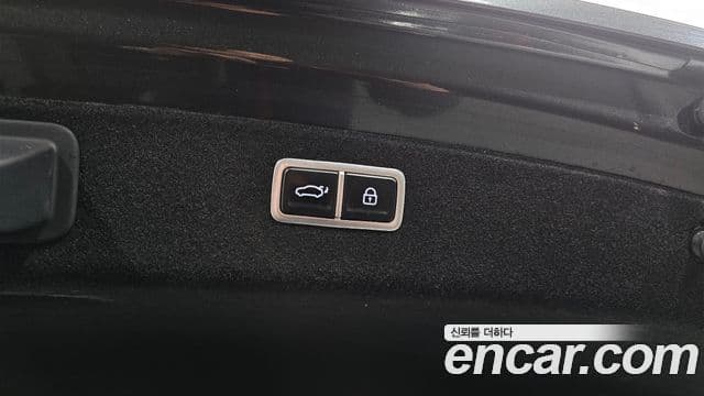 Genesis Electrified G80 2020 — Şəkil 19/20
