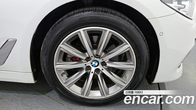 BMW 5 Series 2019 — Şəkil 3/20