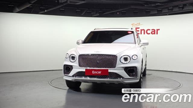 Bentley Bentayga 2022 — Şəkil 3/20